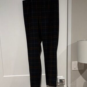 Ladies slip on  Plaid Pants - navy and Brown. Beautifull
